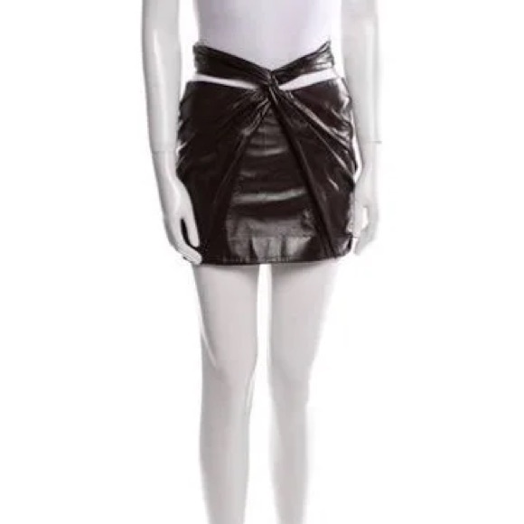 Zeynep Arcay Twisted Cut-Out Leather Mini Skirt - Picture 2 of 10